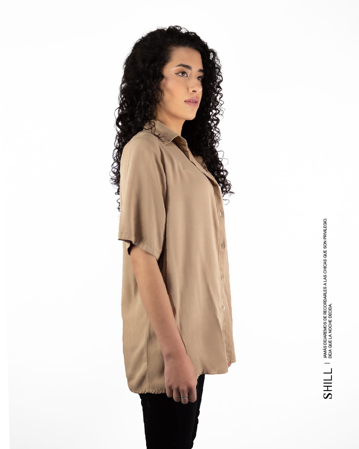 shill-Blusa-marron-mate